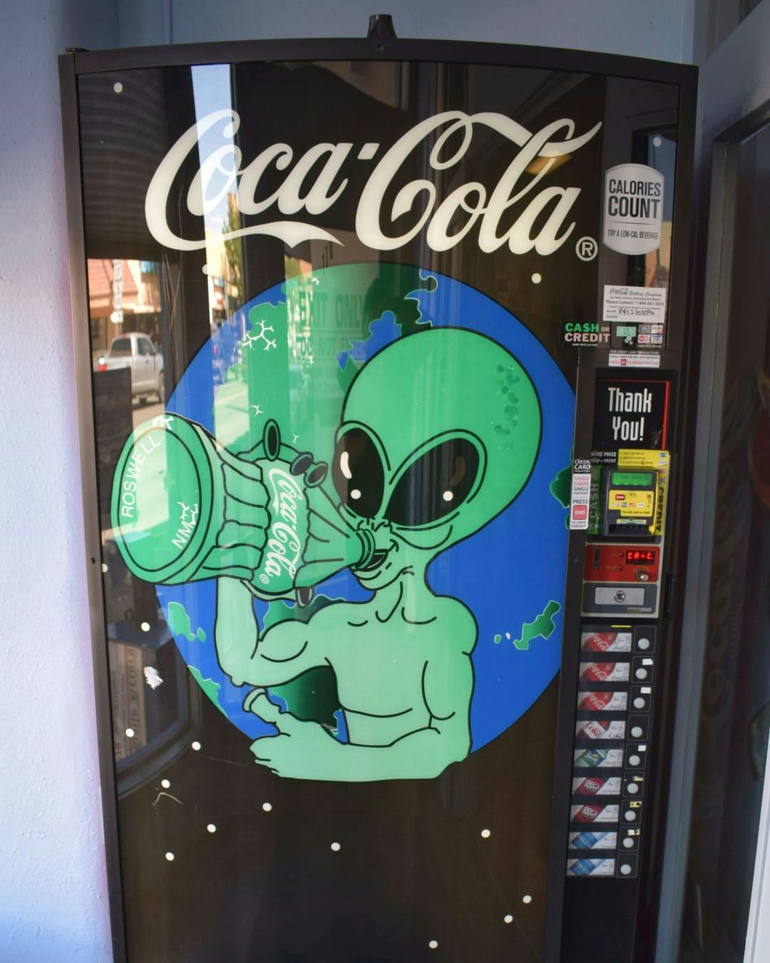 It's well known aliens prefer Coke to Pepsi