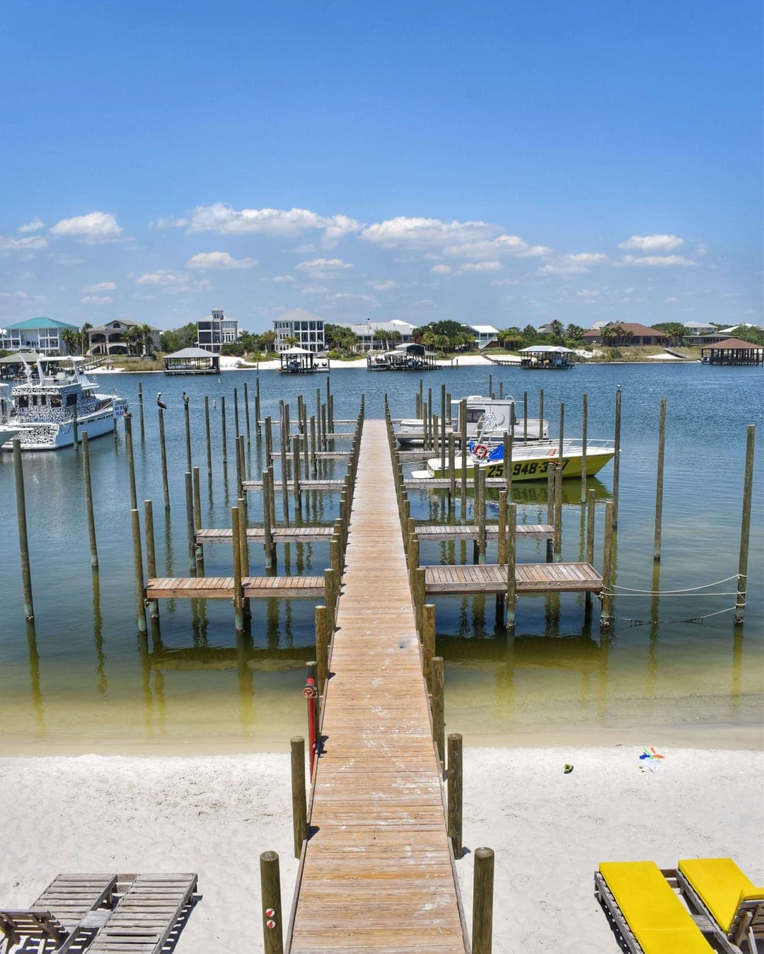 Lunchtime views at Flora-Bama